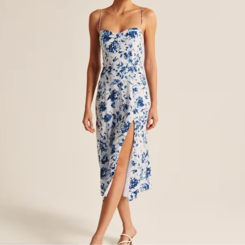 NWT Abercrombie Floral Blue and White Spaghetti Strap Dress XS